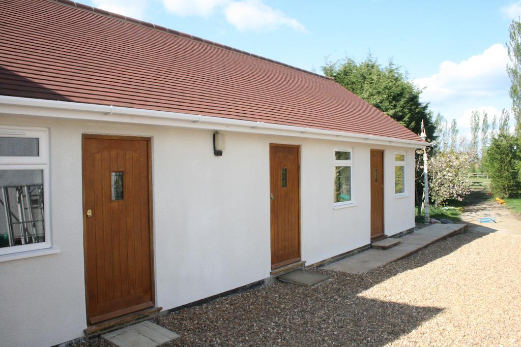 The Stables B&B @ Pear Tree Cottage Winslow Bagian luar foto