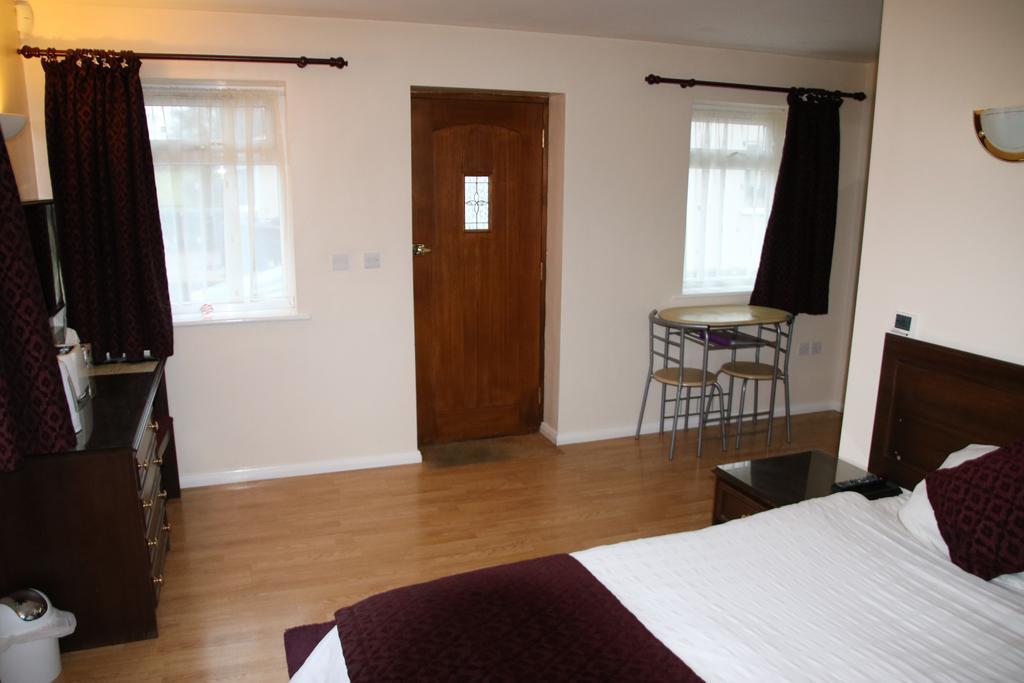 The Stables B&B @ Pear Tree Cottage Winslow Bagian luar foto