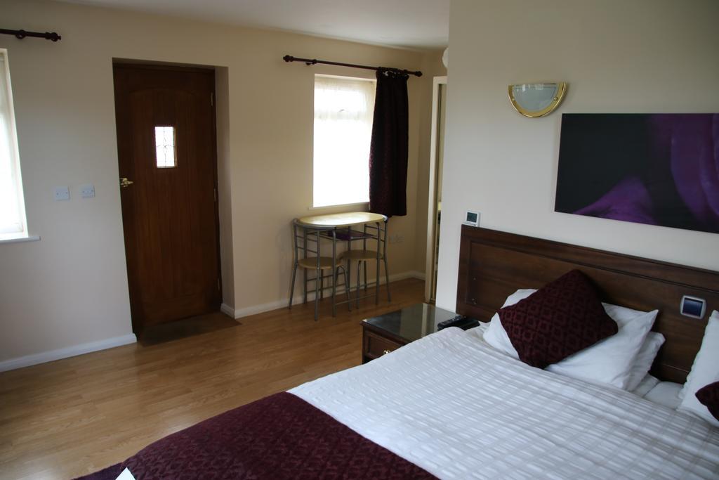 The Stables B&B @ Pear Tree Cottage Winslow Bagian luar foto