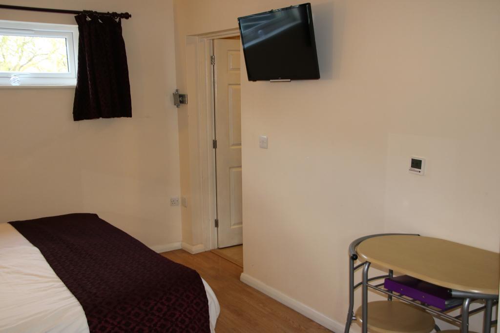 The Stables B&B @ Pear Tree Cottage Winslow Bagian luar foto