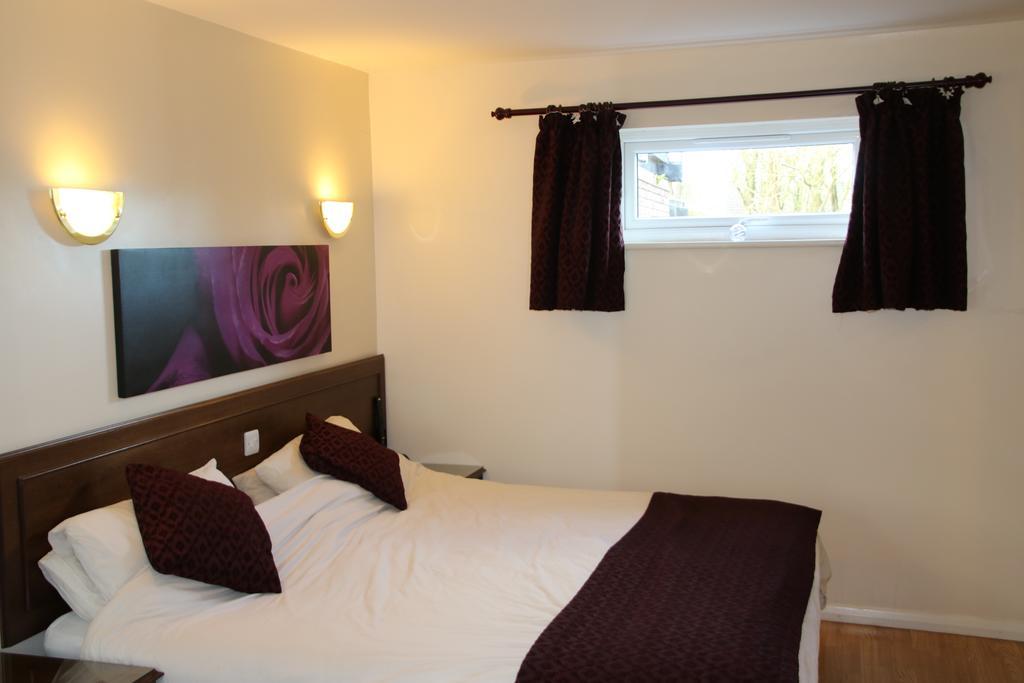 The Stables B&B @ Pear Tree Cottage Winslow Bagian luar foto