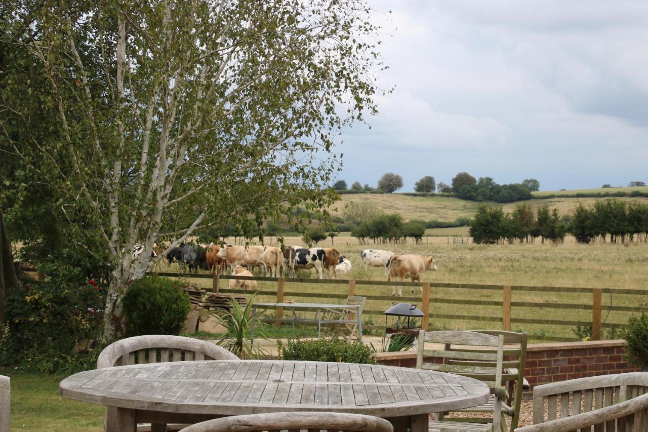 The Stables B&B @ Pear Tree Cottage Winslow Bagian luar foto