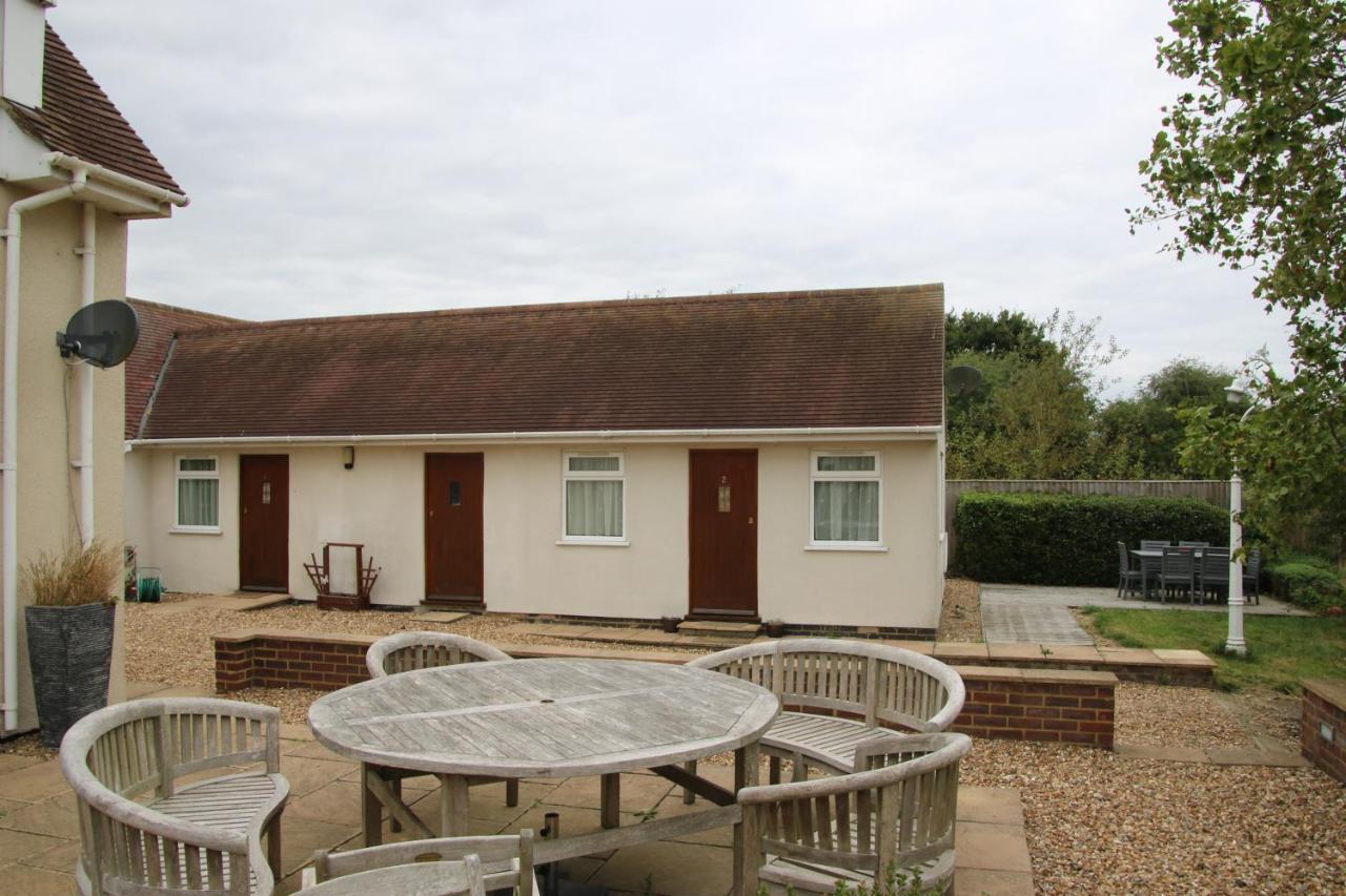 The Stables B&B @ Pear Tree Cottage Winslow Bagian luar foto